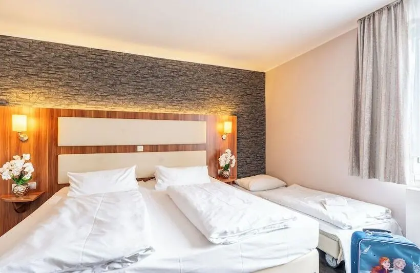Hotelli Plaza Inn Zwickau