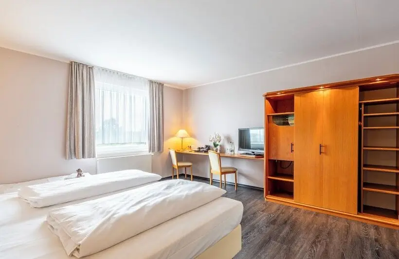 Hotelli Plaza Inn Zwickau