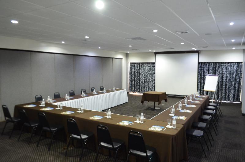 Pueblo Amigo Hotel Plaza Y Casino