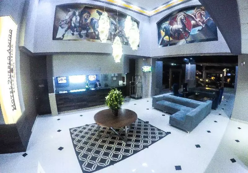 Pueblo Amigo Hotel Plaza Y Casino