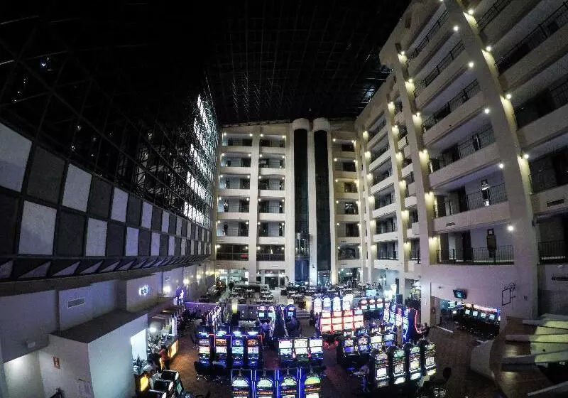 Pueblo Amigo Hotel Plaza Y Casino