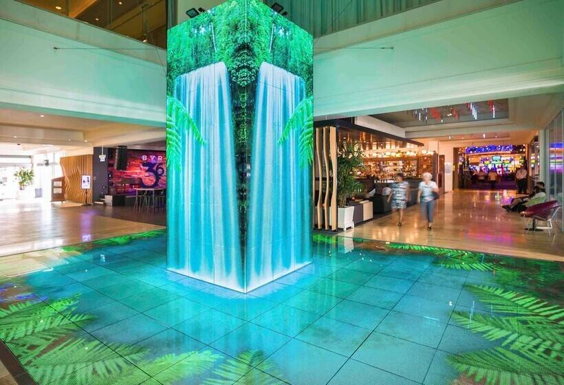 Pullman Reef Hotel Casino