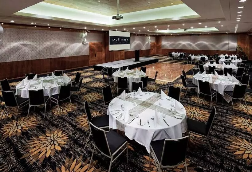 Pullman Reef Hotel Casino