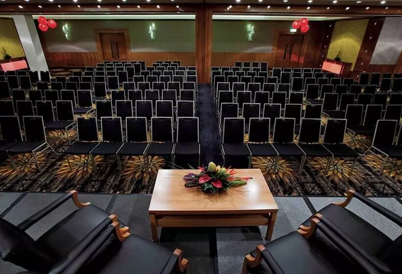 Pullman Reef Hotel Casino