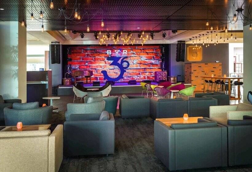 Pullman Reef Hotel Casino