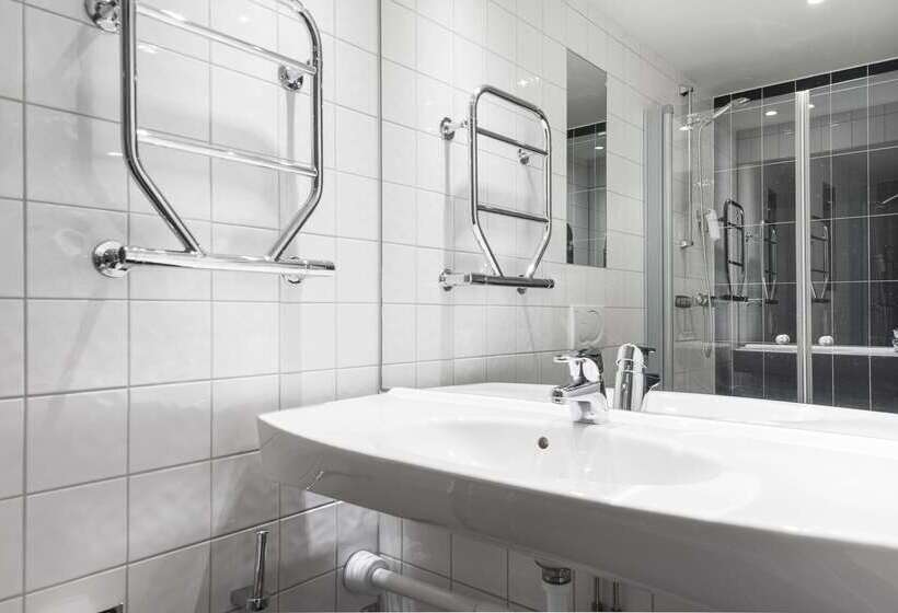 Quality Hotel 11 & Eriksbergshallen