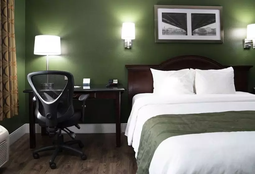 בית מלון כפרי Quality Inn Hemet  San Jacinto