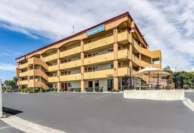 Отель Rodeway Inn