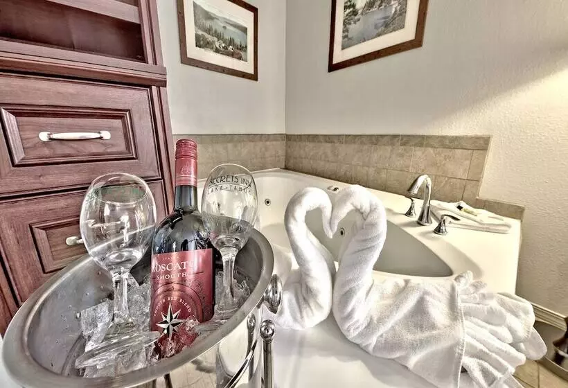 Отель Secrets Inn Lake Tahoe