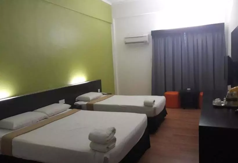 בית מלון כפרי Seri Malaysia Temerloh