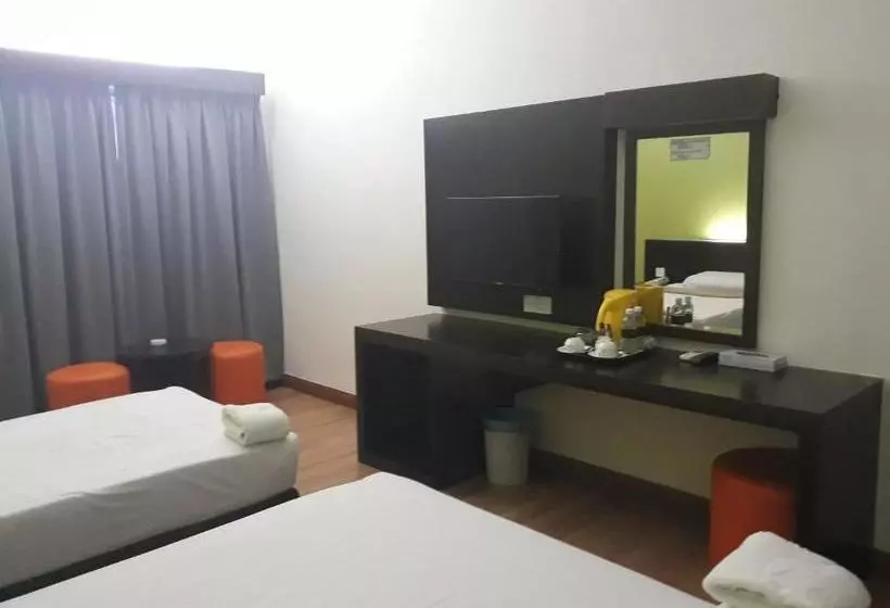 בית מלון כפרי Seri Malaysia Temerloh