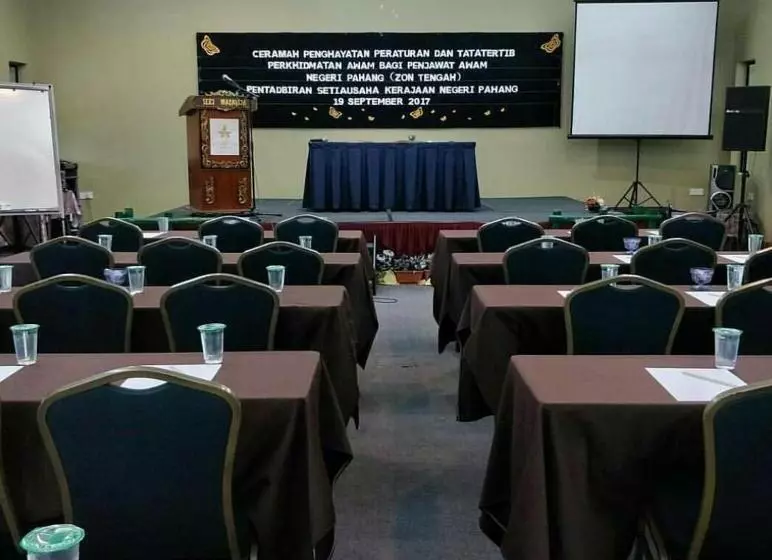 בית מלון כפרי Seri Malaysia Temerloh