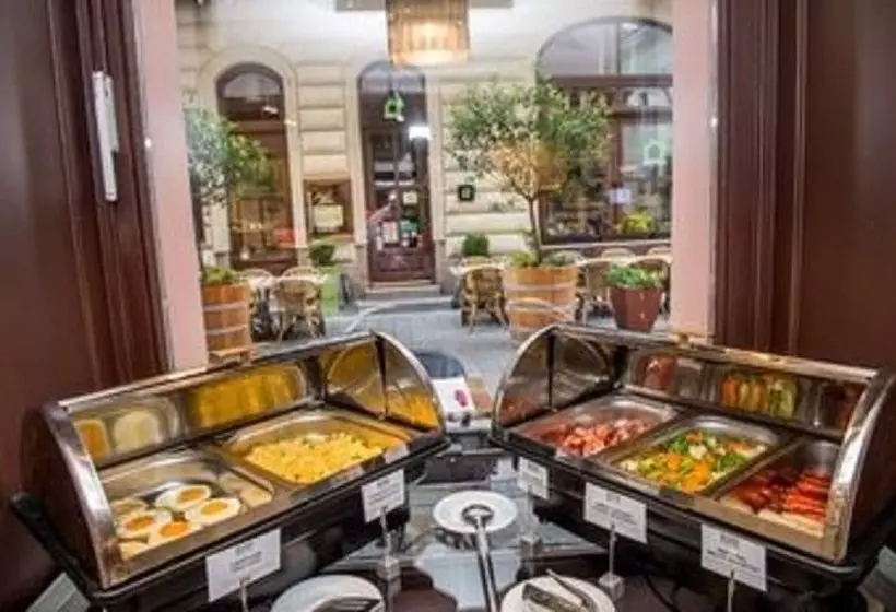 Three Corners Hotel Art