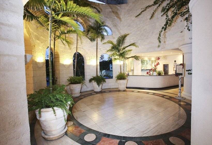 استراحتگاه Bougainvillea Barbados