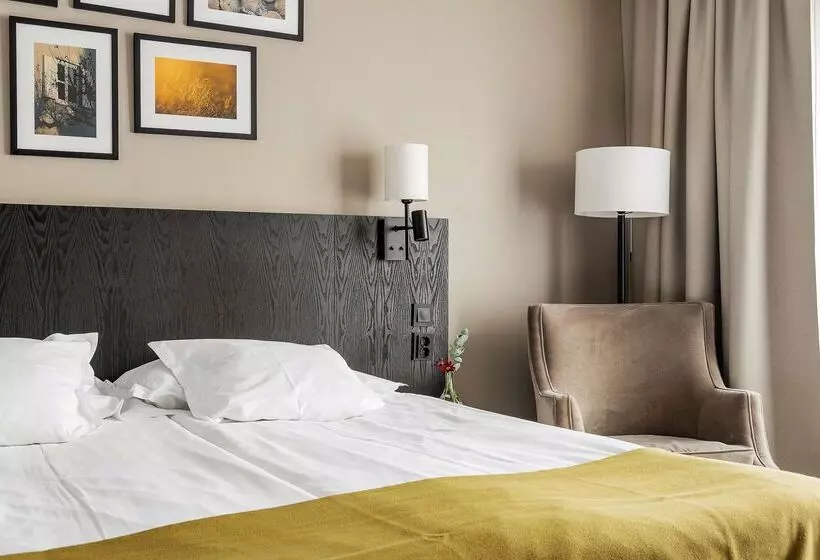 Best Western Plus Hotel Plaza