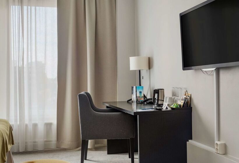 Best Western Plus Hotel Plaza