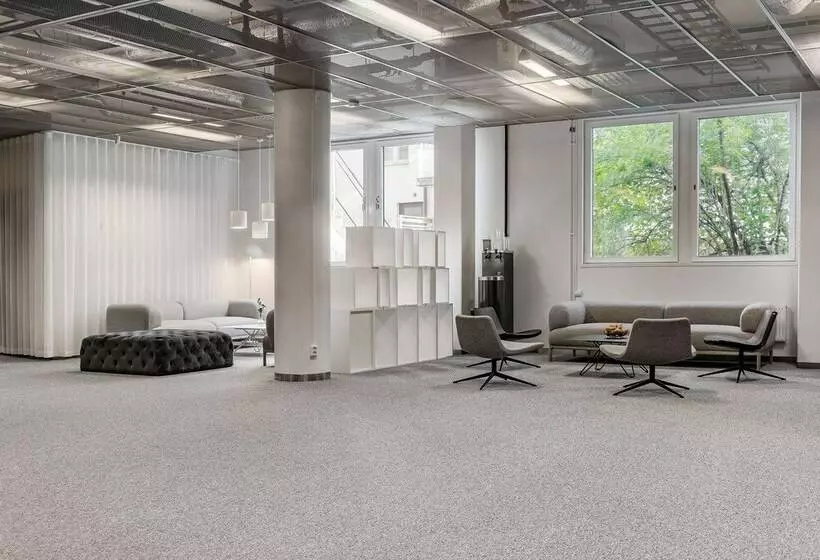 Best Western Plus Hotel Plaza