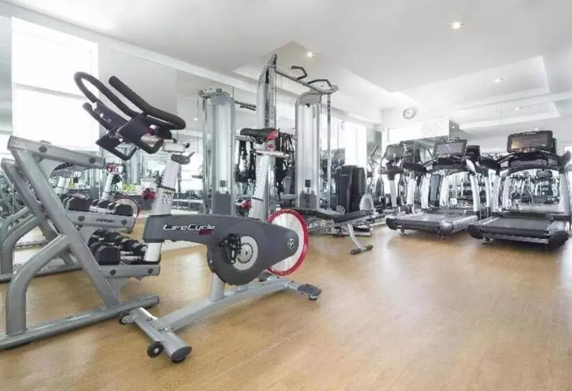 בית מלון כפרי Como Metropolitan Miami Beach