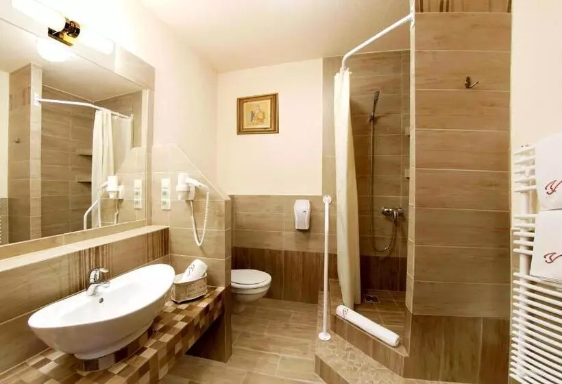 Hotelli Família Vendégház