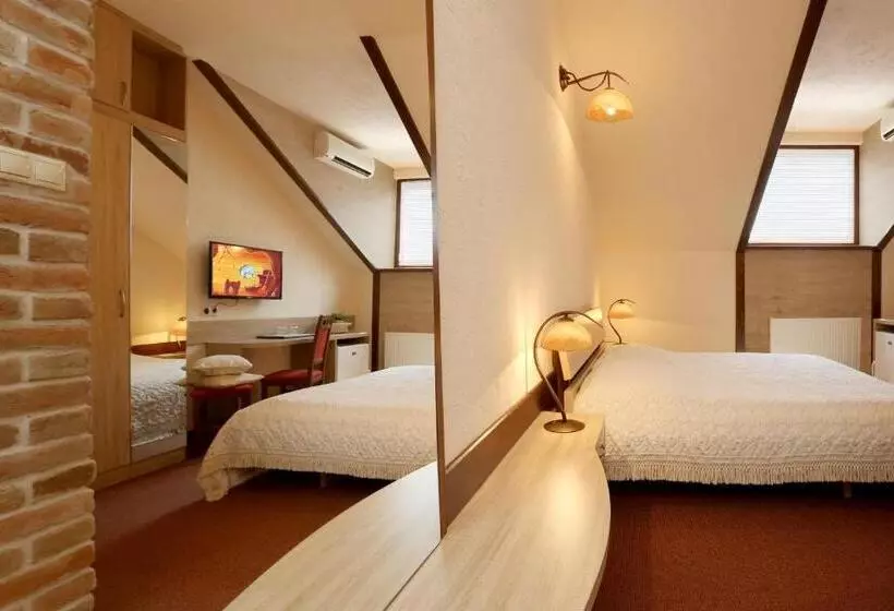 Hotelli Família Vendégház