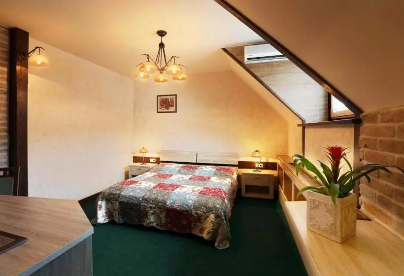 Hotelli Família Vendégház