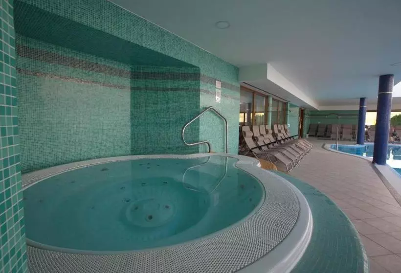 Hotel Flamingó Wellness