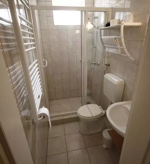 酒店 Parti Panzió