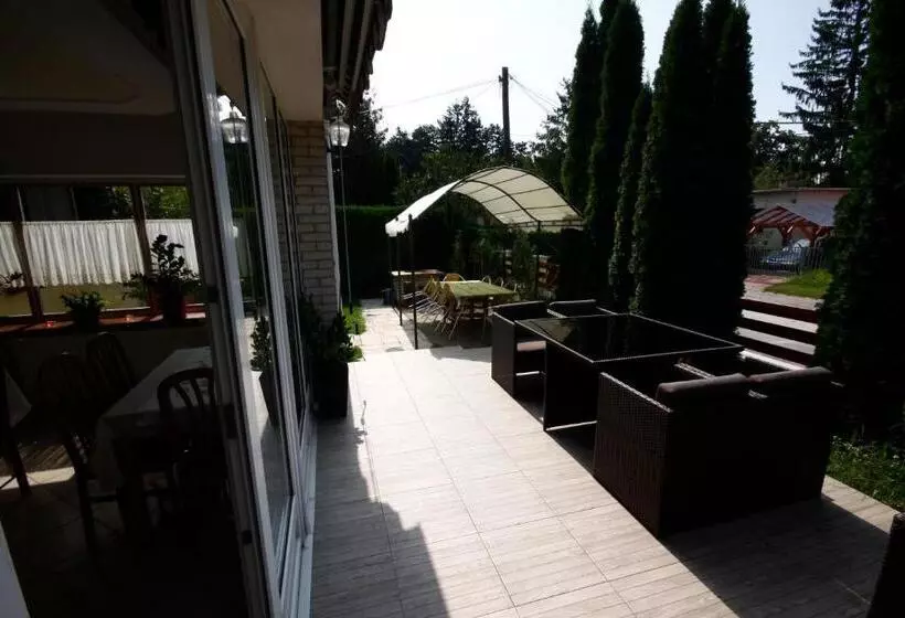 酒店 Parti Panzió