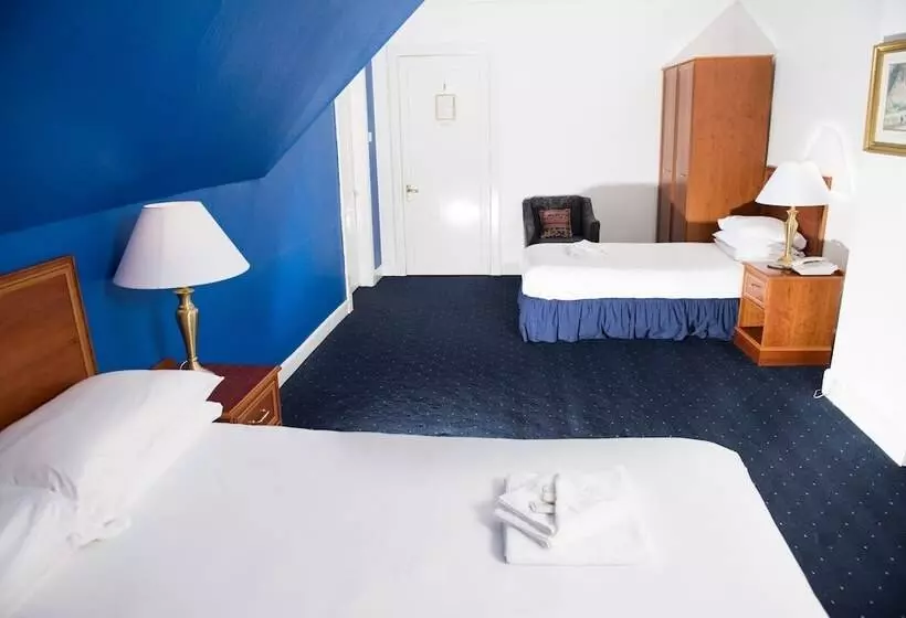 Отель Royal Marine