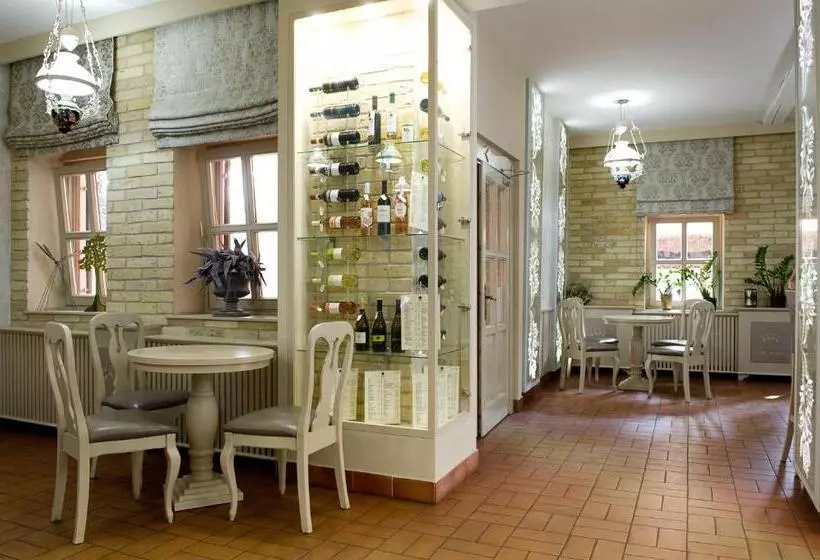 فندق Varga Tanya