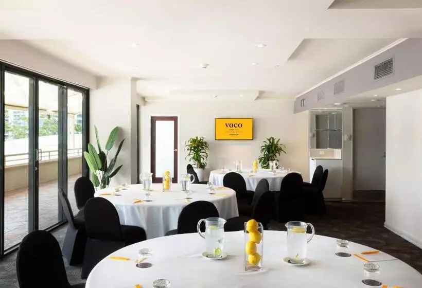 Отель Voco Gold Coast, An Ihg