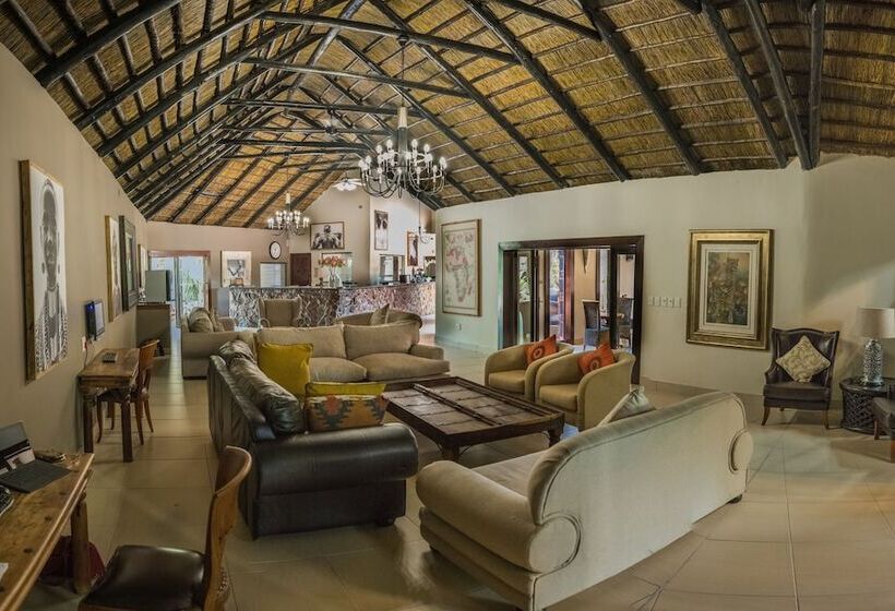 فندق Zulu Nyala Game Lodge