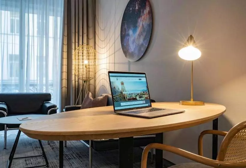 Starlight Suiten Hotel Renngasse