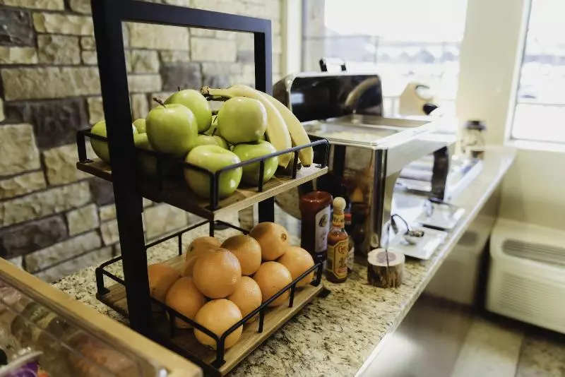 Хостел Bass Pro Shops Angler S Lodge