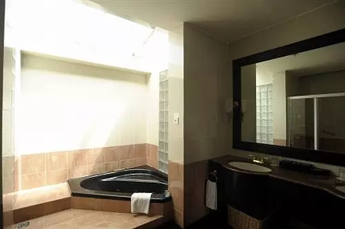 Thanh Thuy Blue Water Hotel