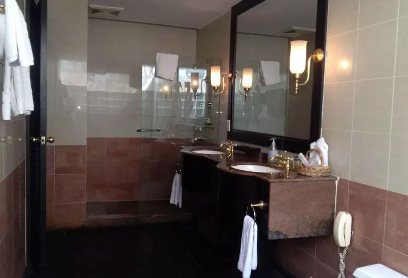 Thanh Thuy Blue Water Hotel