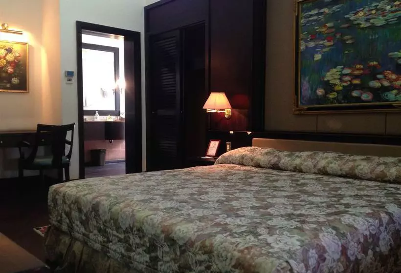 Thanh Thuy Blue Water Hotel