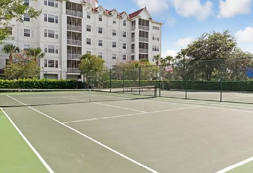 リゾートホテル Hilton Vacation Club Grand Beach Orlando