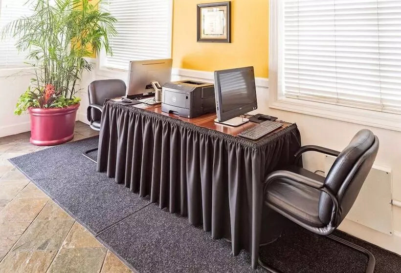 リゾートホテル Hilton Vacation Club Grand Beach Orlando