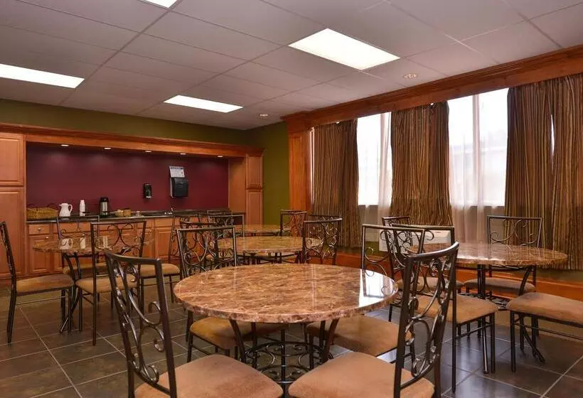 酒店 Americas Best Value Inn & Suites Kansas City