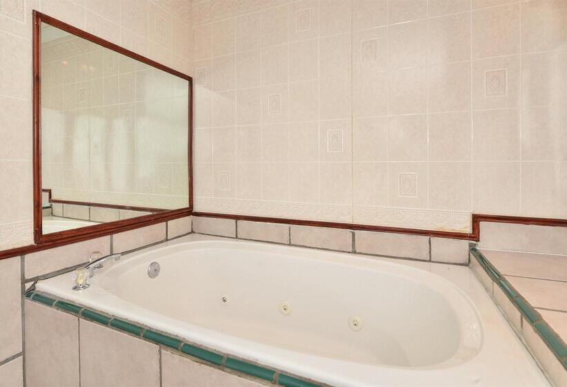 فندق Americas Best Value Inn & Suites Kansas City