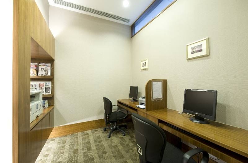 هتل Bishop Lei International House