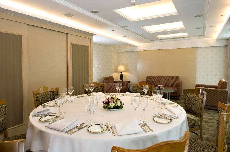 هتل Bishop Lei International House