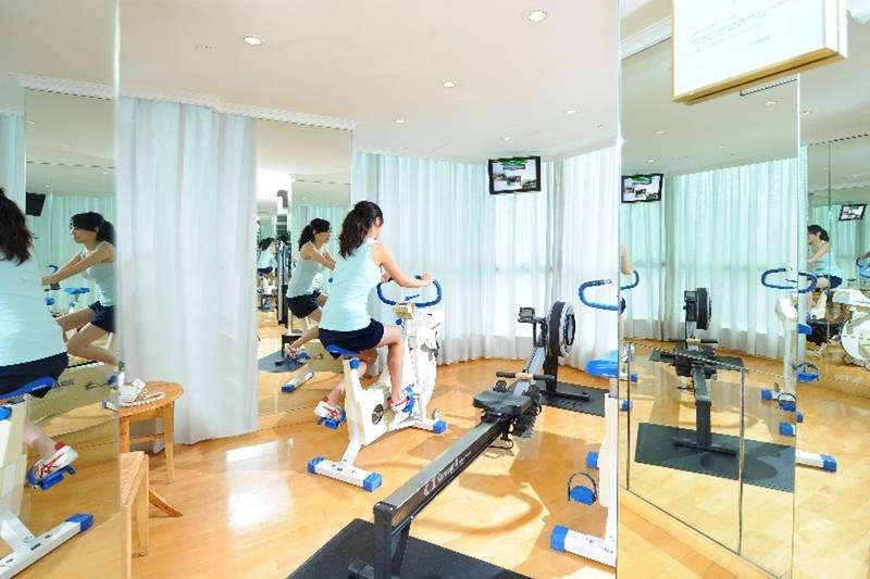 هتل Bishop Lei International House