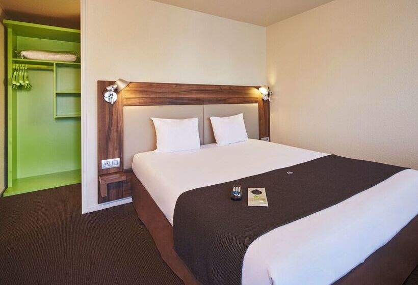 فندق Campanile Melun Sénart