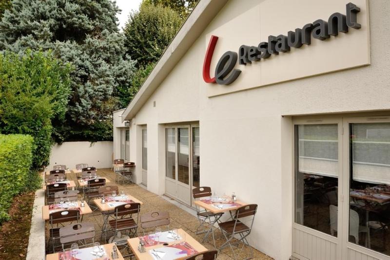 فندق Campanile Melun Sénart