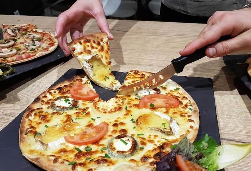 فندق Campanile Melun Sénart