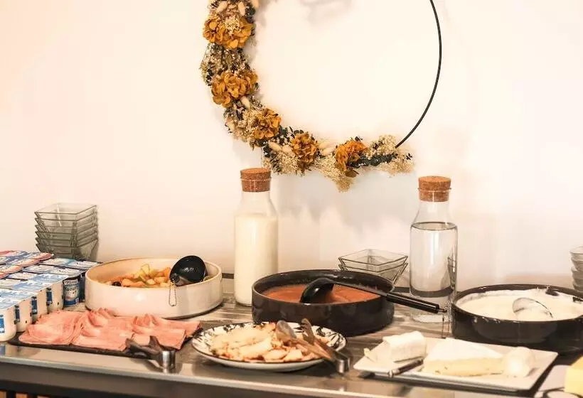 ホテル Campanile Melun Sénart