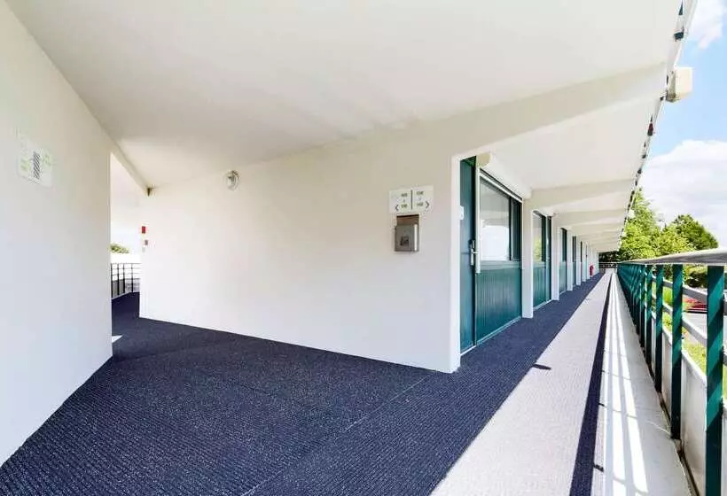 Отель Campanile Poitiers Site Du Futuroscope