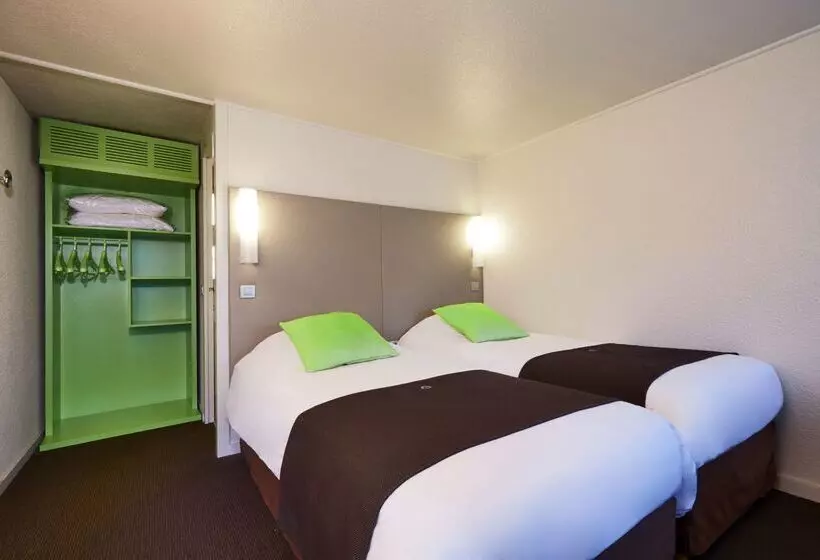 Отель Campanile Poitiers Site Du Futuroscope